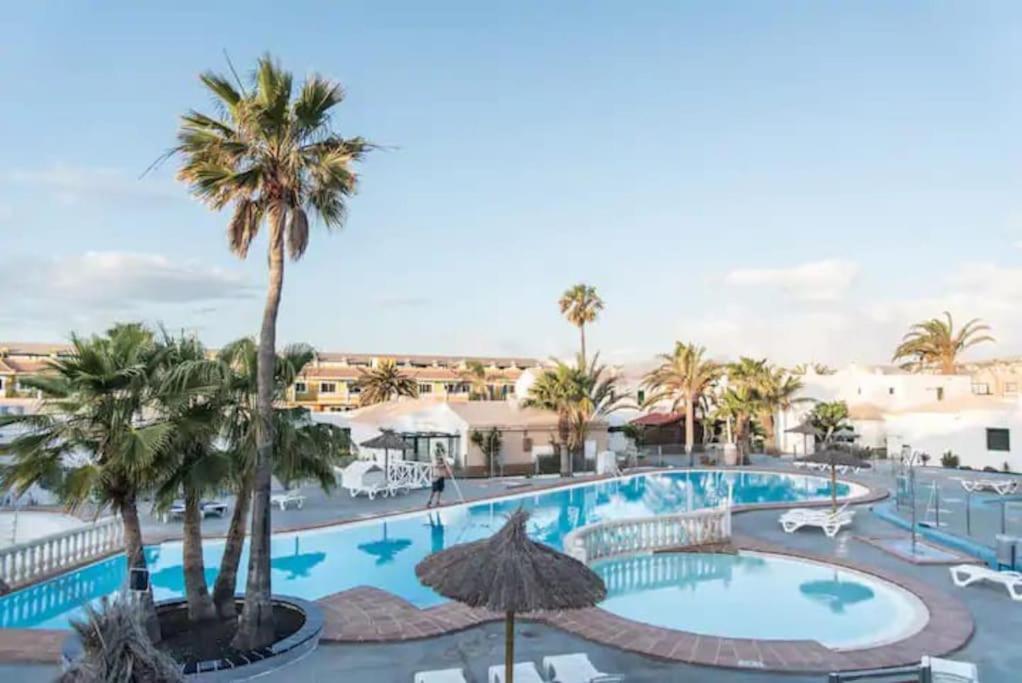 Lovely Apartment Near The Beach With Pool & Wifi Caleta De Fuste Luaran gambar